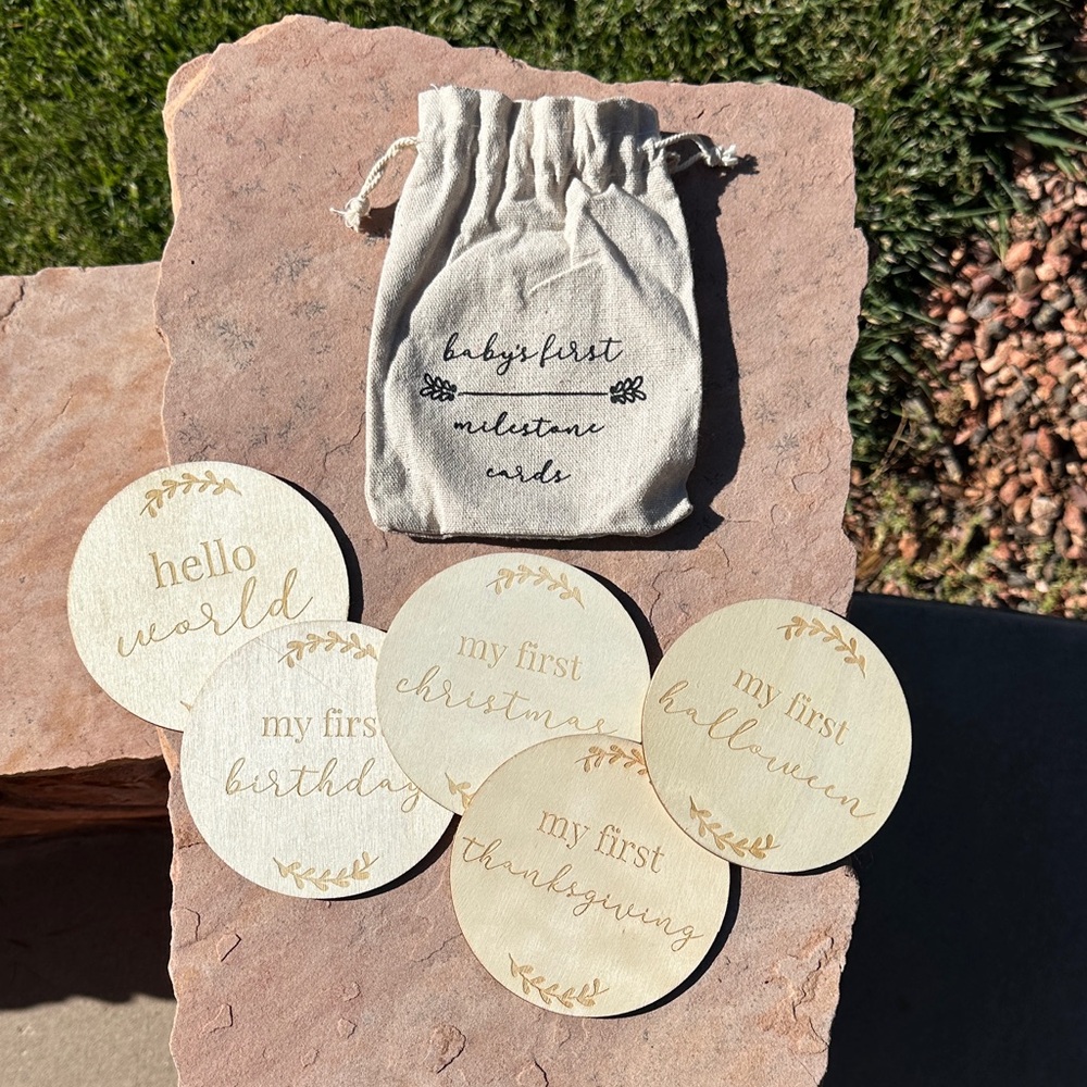 Oh Baby by Motherhood Wooden Milestone Cards with Pouch